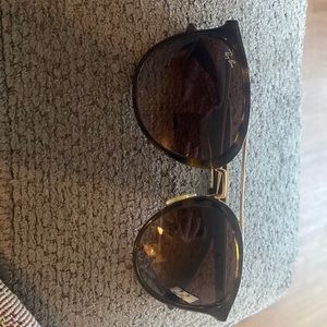 Ray Ban sunglasses scratch free